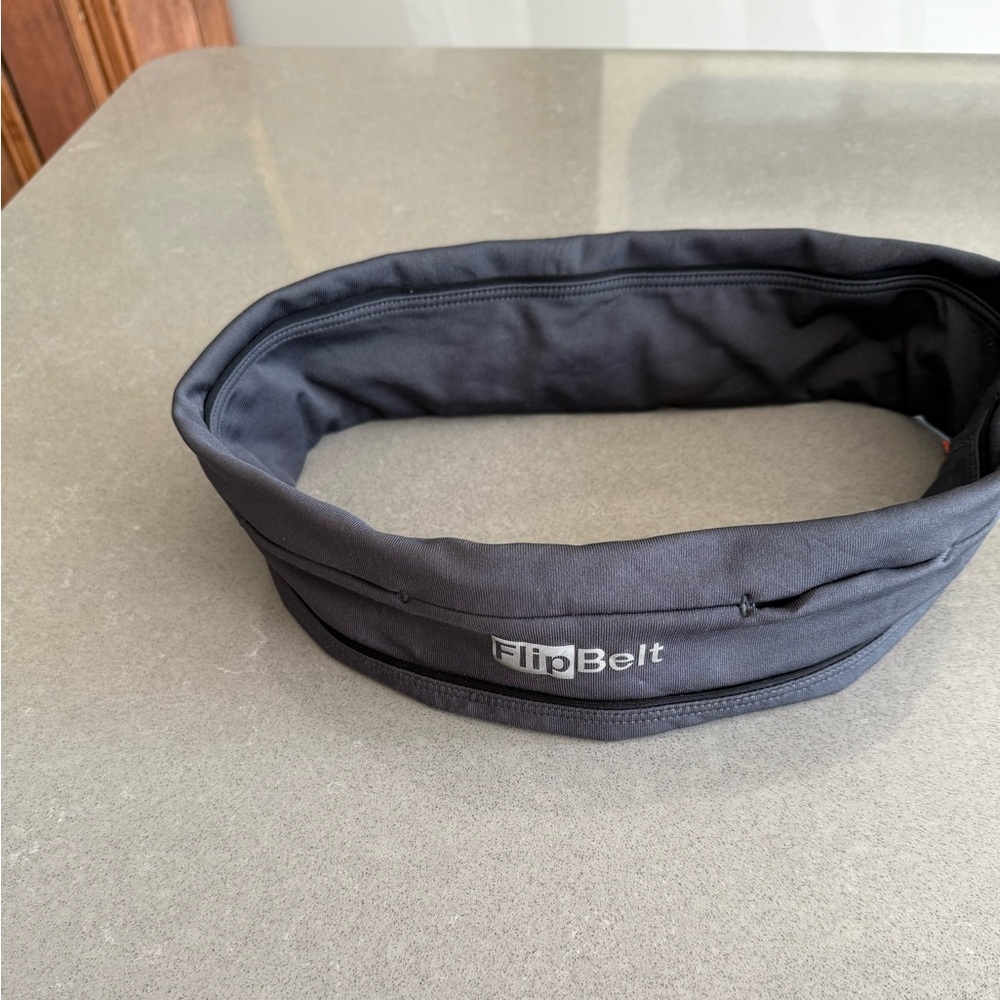 Flipbelt Classic Running/dogwalking Belt. Grey